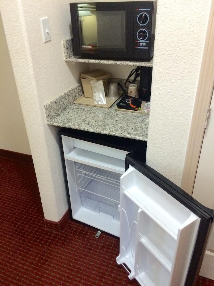 Comfort Inn & Suites Chesapeake - Portsmouth Zewnętrze zdjęcie