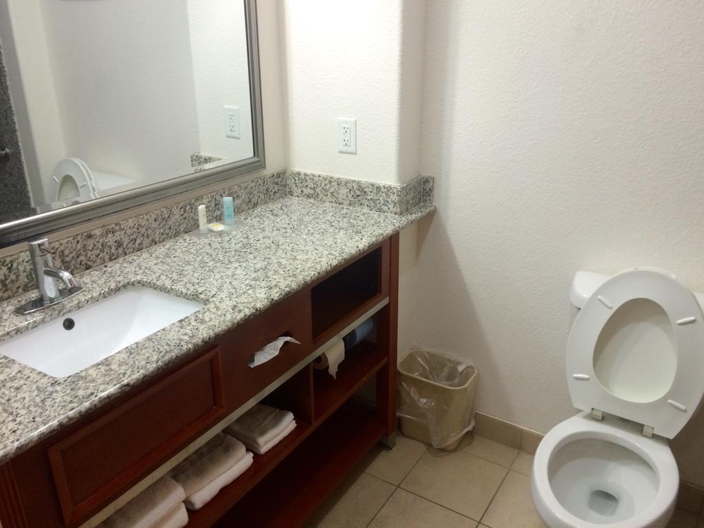 Comfort Inn & Suites Chesapeake - Portsmouth Zewnętrze zdjęcie